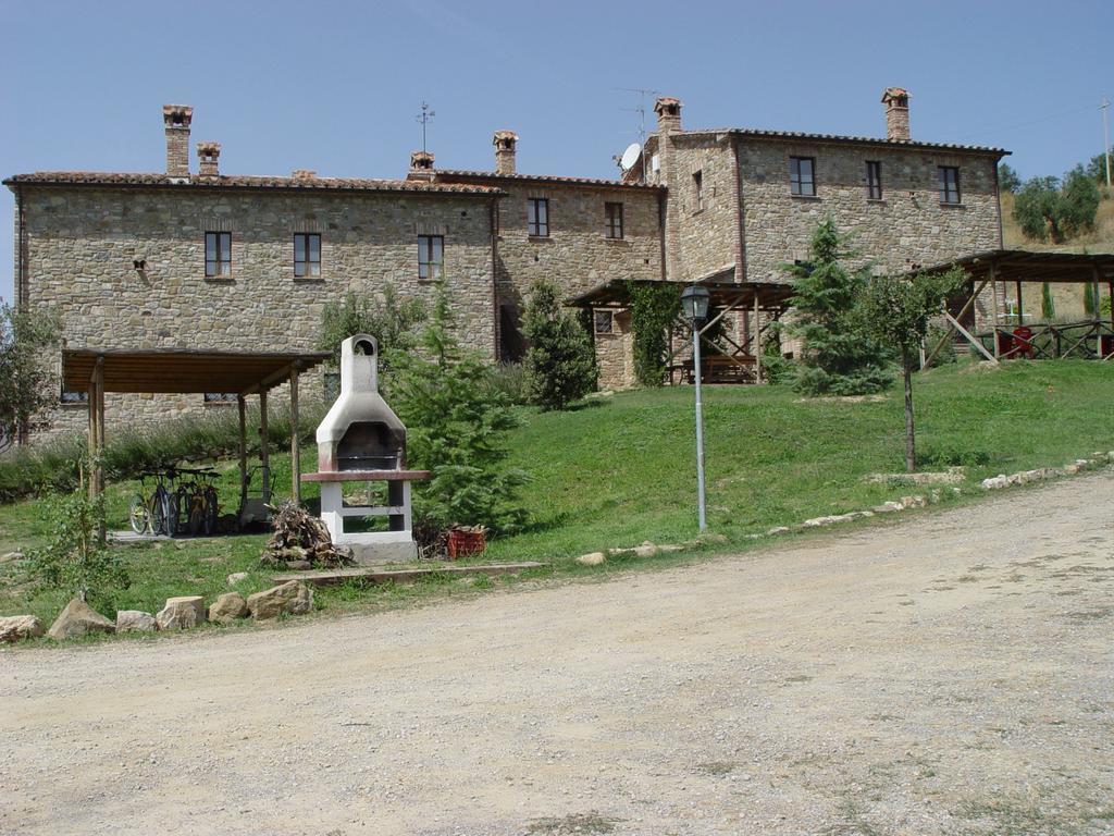 Casale Poggio Colpiccione Apartment Пасиняно сул Тразимено Екстериор снимка
