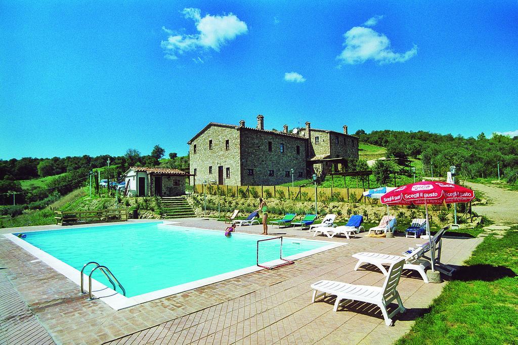 Casale Poggio Colpiccione Apartment Пасиняно сул Тразимено Екстериор снимка